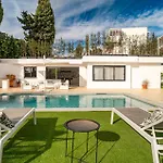 Tatil Evi Amazing With Heated Pool Benalmádena