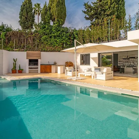 Holiday home Awesome In With Heated Swimming Pool *